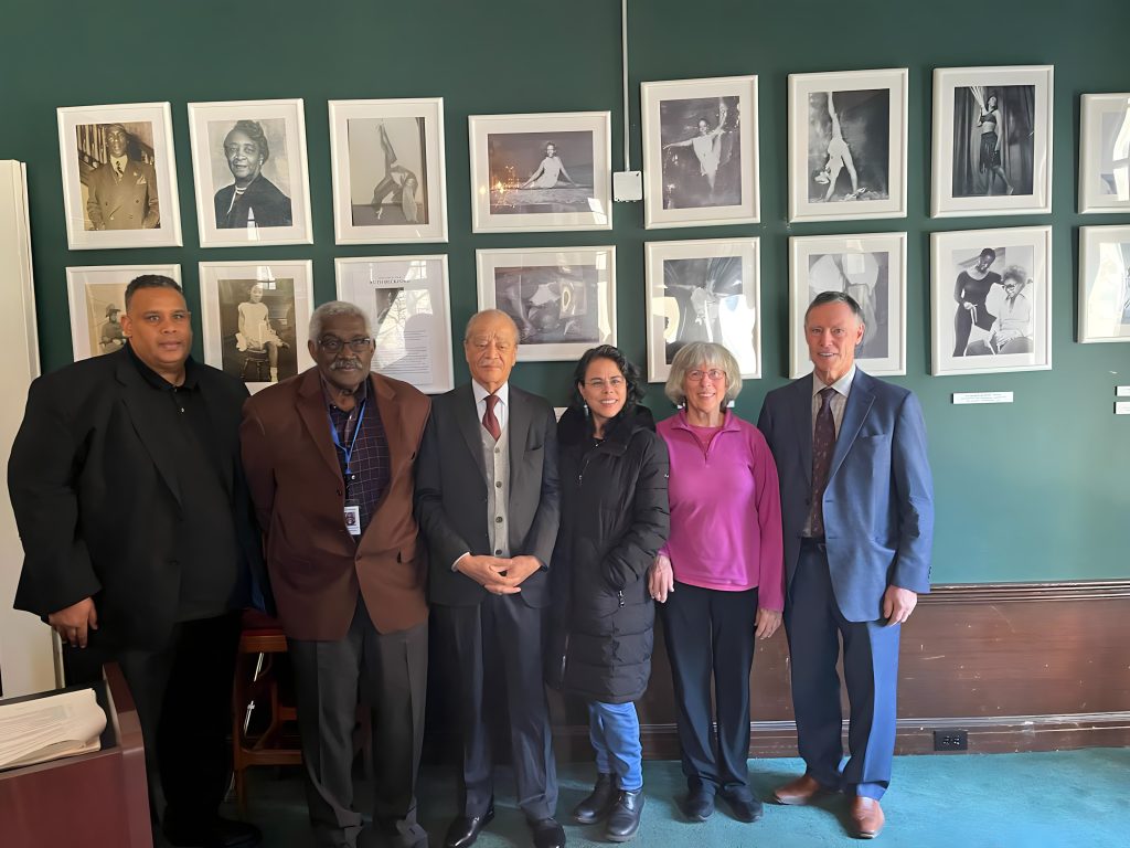 Some members of the Transition Team of Alameda County's first Black District Attorney issued a 75-day report highlighting some of her accomplishments. Pictured above left to right Ray Bobbitt, Rev. Dr. Harold Orr, Atty. Walter Riley ,Paola Laverde, Rivka Polatnik and Atty. John Scott. Photo by Jonathanfitnessjones.